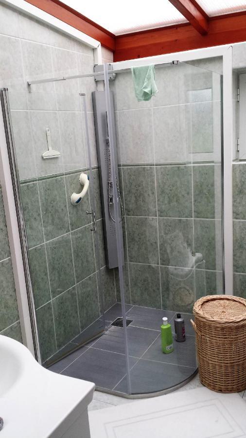 Chambre Privee Avec Salon, Garage Voiture, Velos, Motos Tourville-sur-Arques Екстер'єр фото